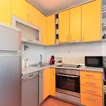 Lovely In With Wifi Apartment Makarska