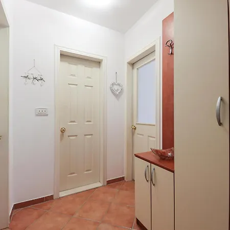 Apartman Lovely In With Wifi