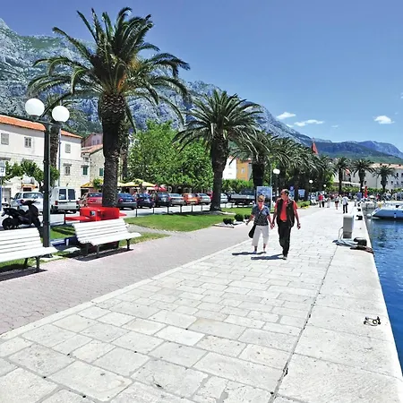 Apartment Lovely In With Wifi Makarska