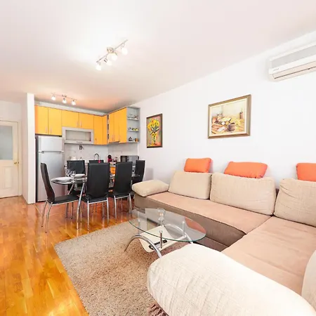 Lovely In With Wifi Apartment *